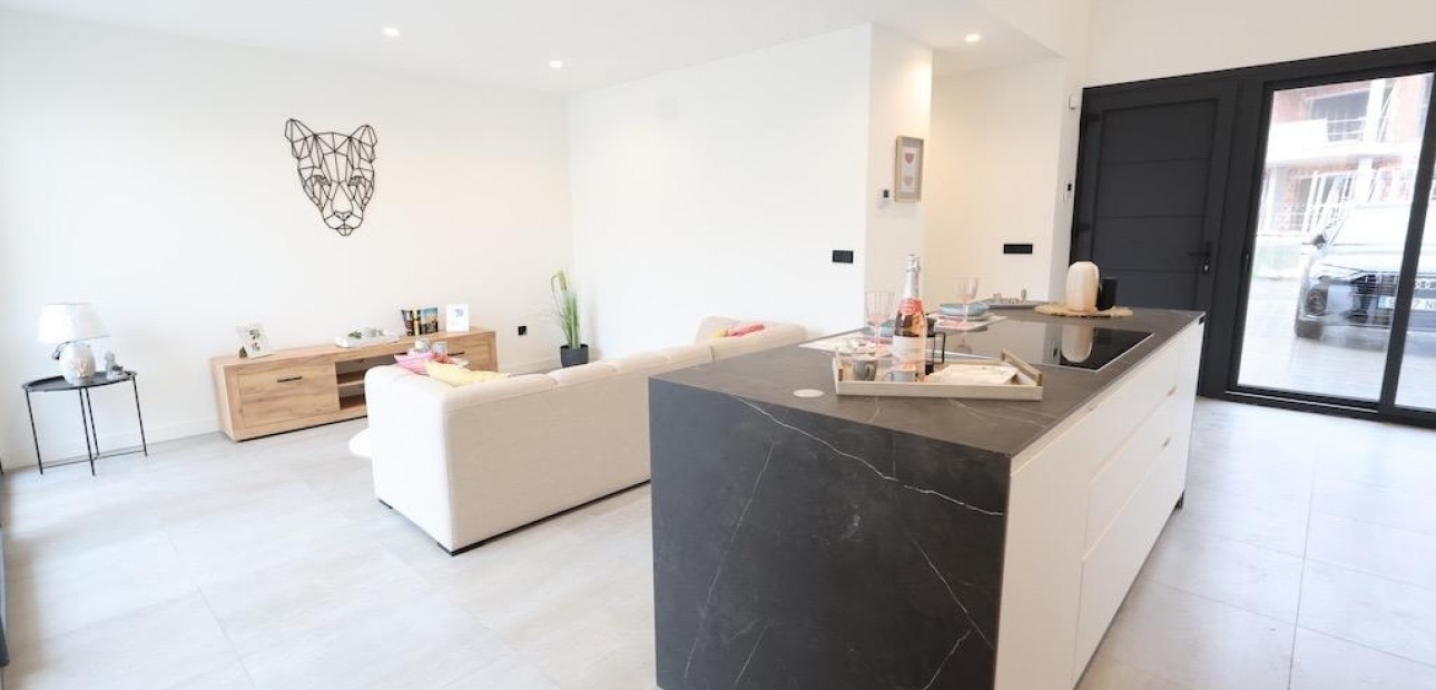 Herverkoop - Villa -
Los Alcázares - Santa Rosalía