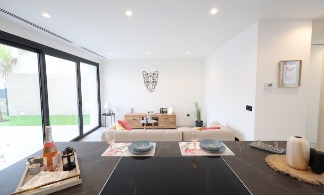 Herverkoop - Villa -
Los Alcázares - Santa Rosalía