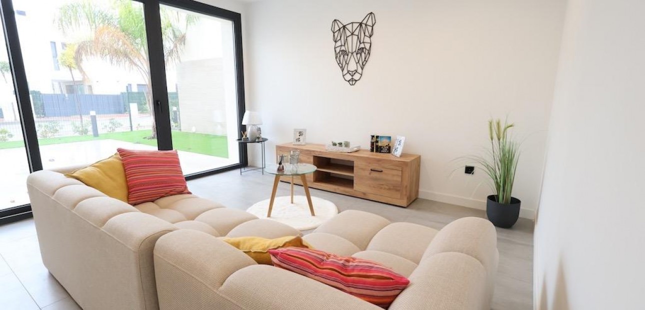 Herverkoop - Villa -
Los Alcázares - Santa Rosalía