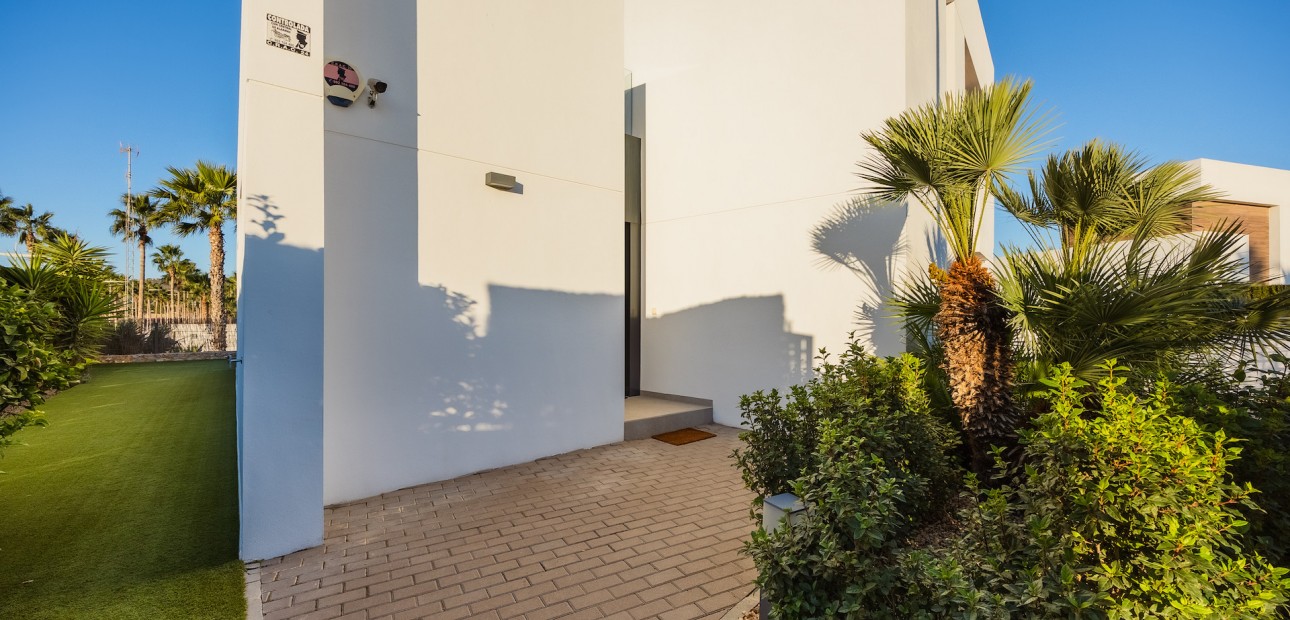 Herverkoop - Detached Villa -
Algorfa - La Finca Golf Resort