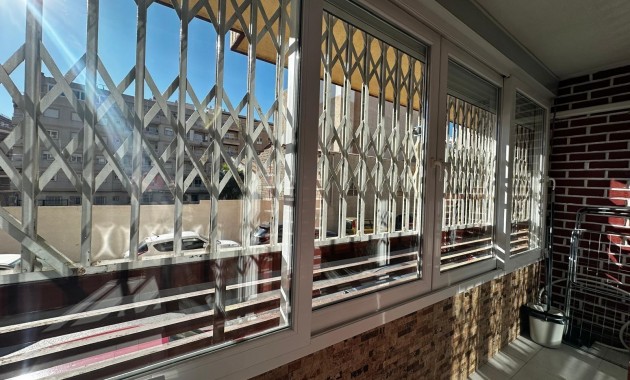 Herverkoop - Appartement / flat -
Torrevieja - torrevieja