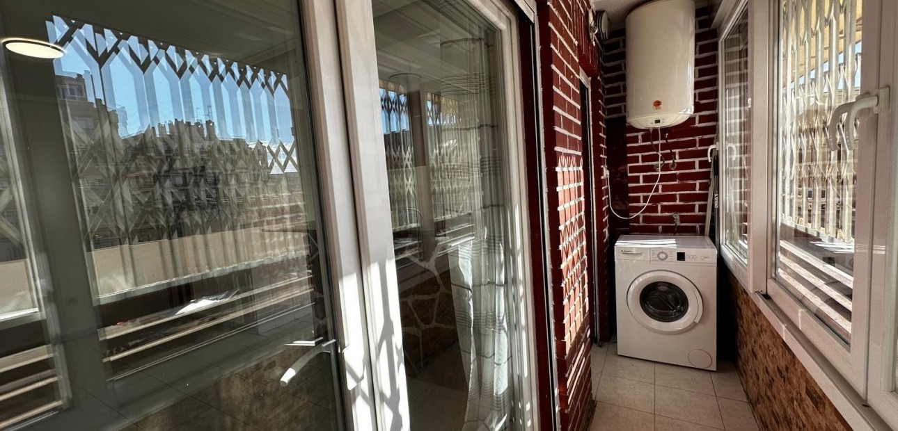 Herverkoop - Appartement / flat -
Torrevieja - torrevieja