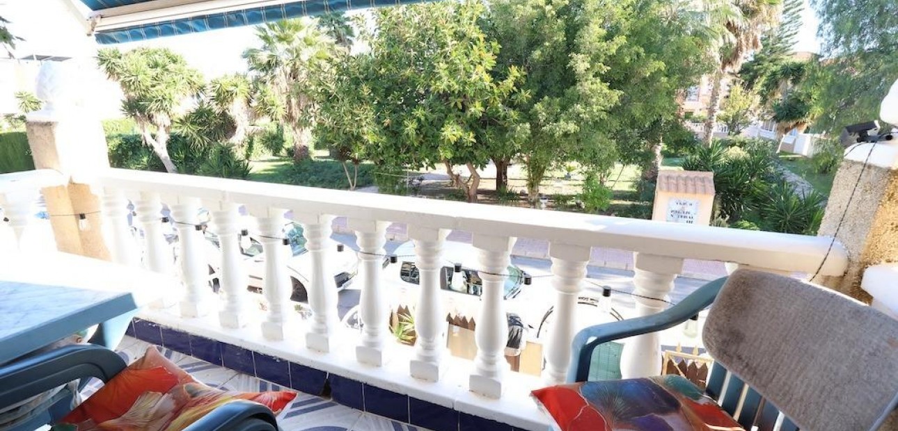 Herverkoop - Bungalow -
Torrevieja - Paraje natural