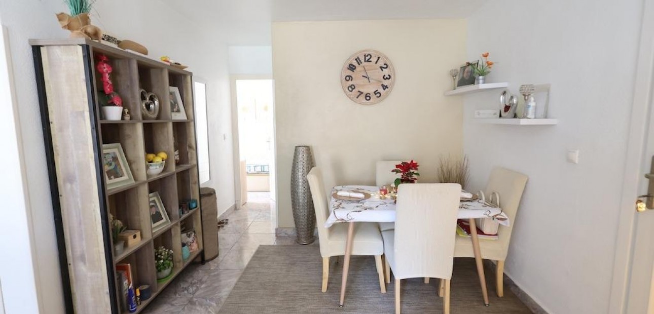 Herverkoop - Bungalow -
Torrevieja - Paraje natural