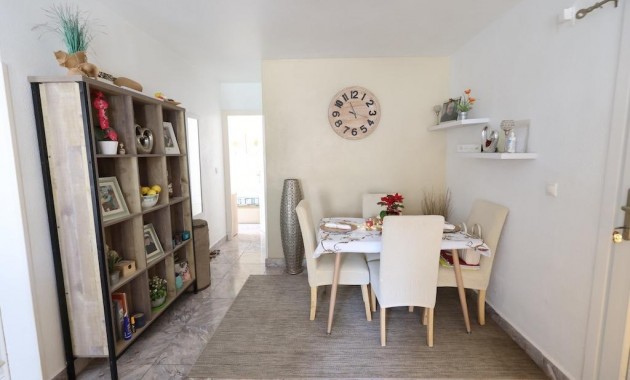 Herverkoop - Bungalow -
Torrevieja - Paraje natural