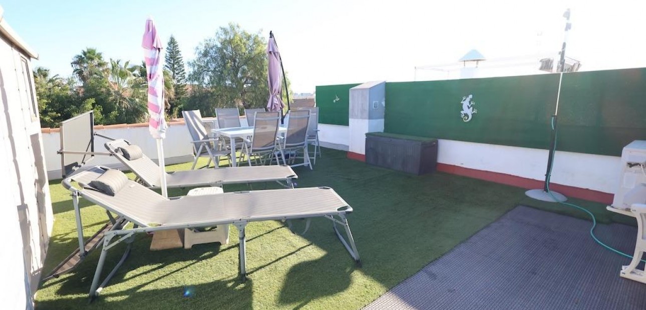 Herverkoop - Bungalow -
Torrevieja - Paraje natural