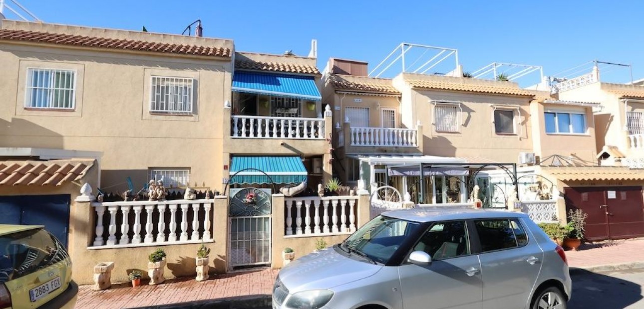 Herverkoop - Bungalow -
Torrevieja - Paraje natural