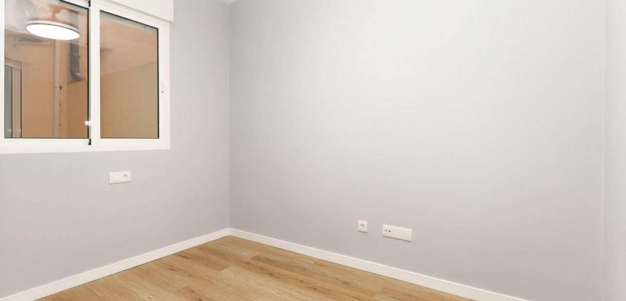 Herverkoop - Appartement / flat -
Torrevieja - La Mata pueblo