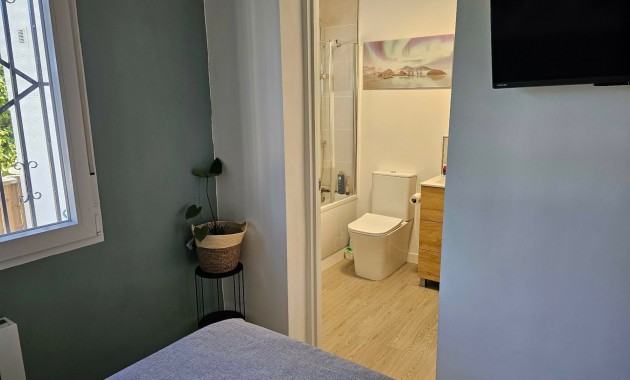 Herverkoop - Detached Villa -
La Marina