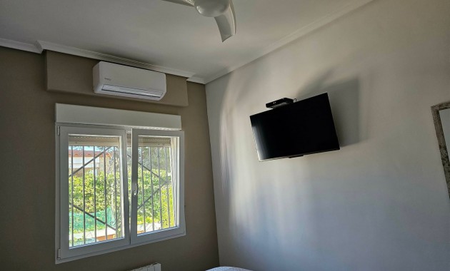 Herverkoop - Detached Villa -
La Marina