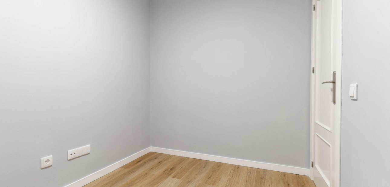 Sale - Apartment / flat -
Torrevieja - La Mata pueblo