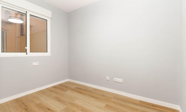 Sale - Apartment / flat -
Torrevieja - La Mata pueblo