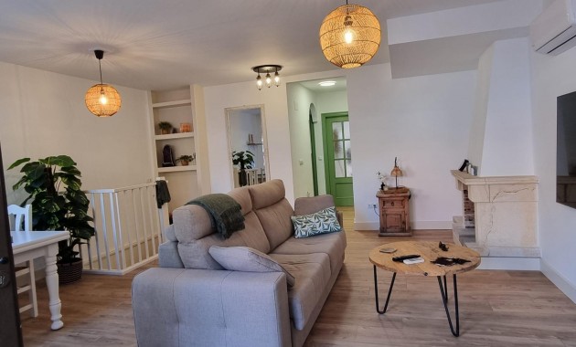 Sale - Terraced house -
Orihuela Costa - Villamartin