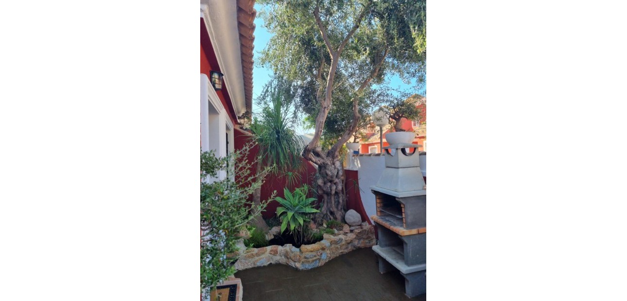 Sale - Terraced house -
Orihuela Costa - Villamartin