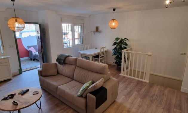 Sale - Terraced house -
Orihuela Costa - Villamartin
