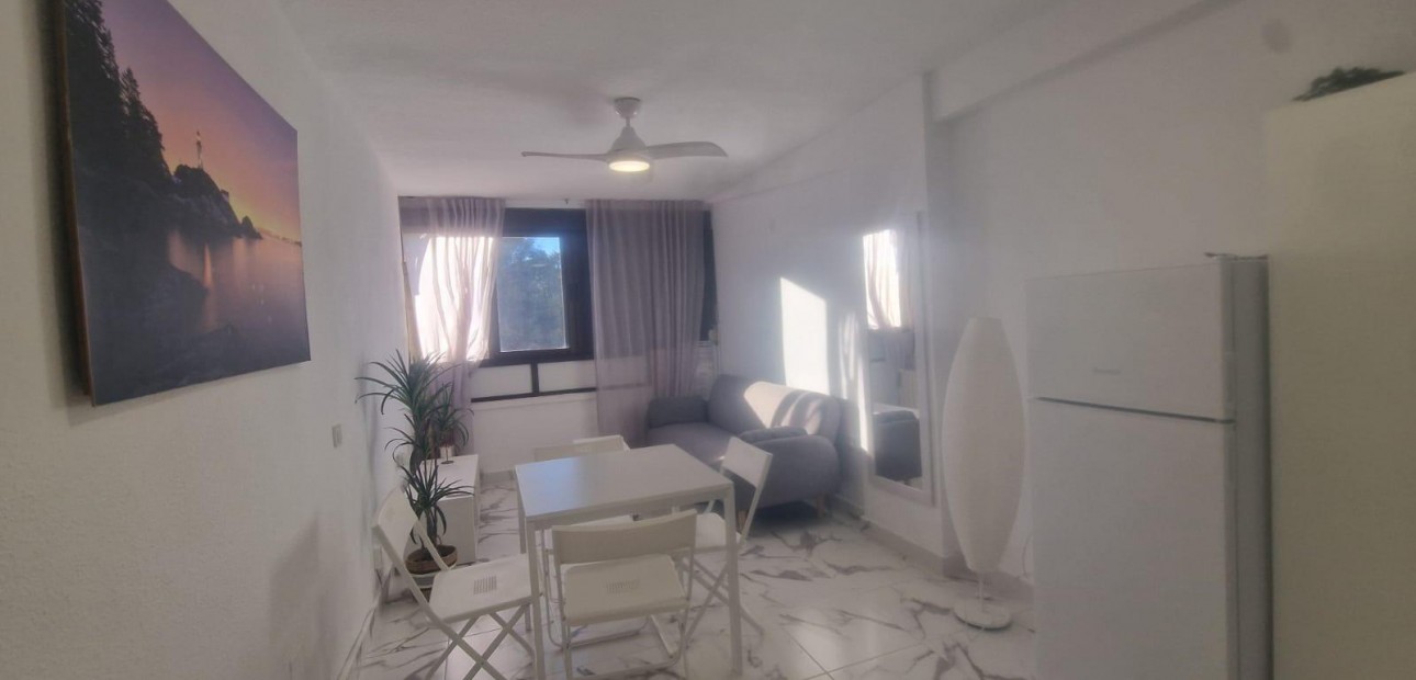 Sale - Apartment / flat -
Torrevieja - Cabo cervera