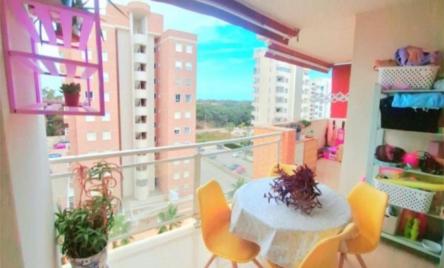 Venta - Apartamento / piso -
Guardamar del Segura - PUERTO