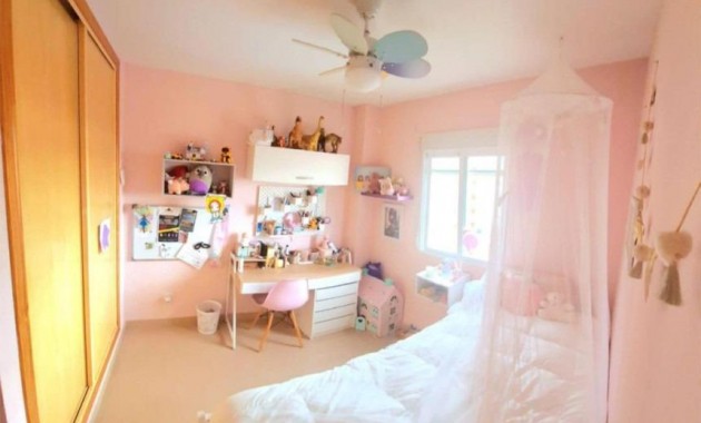 Venta - Apartamento / piso -
Guardamar del Segura - PUERTO