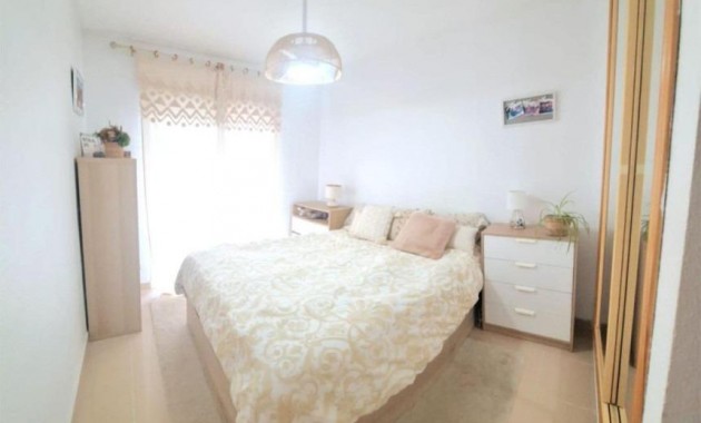 Venta - Apartamento / piso -
Guardamar del Segura - PUERTO