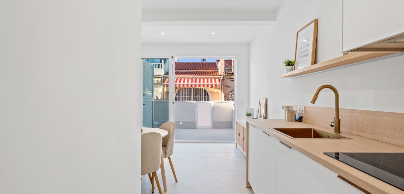 Sale - Townhouse -
Torrevieja - El Chaparral