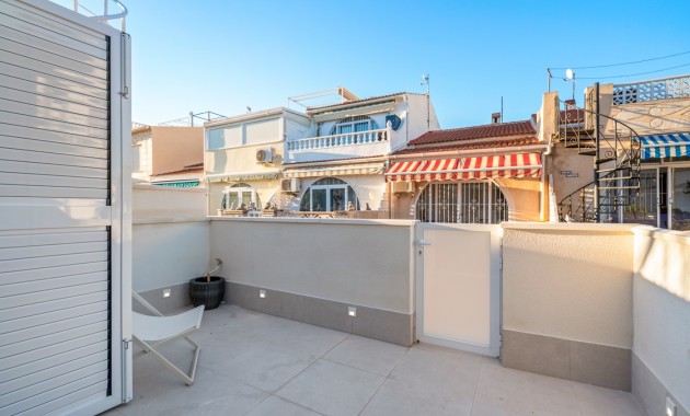 Sale - Townhouse -
Torrevieja - El Chaparral