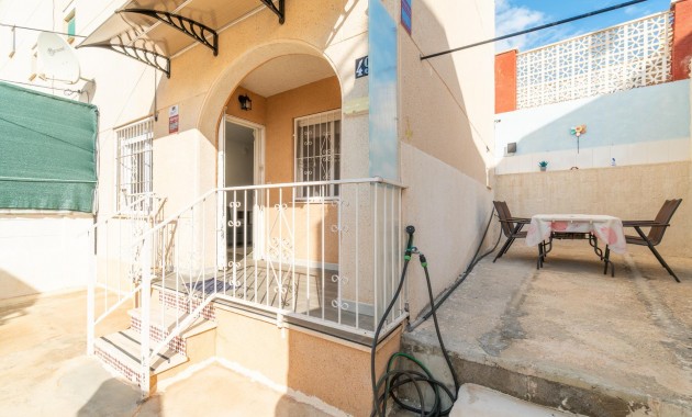 Venta - Bungalow -
Torrevieja - Los balcones