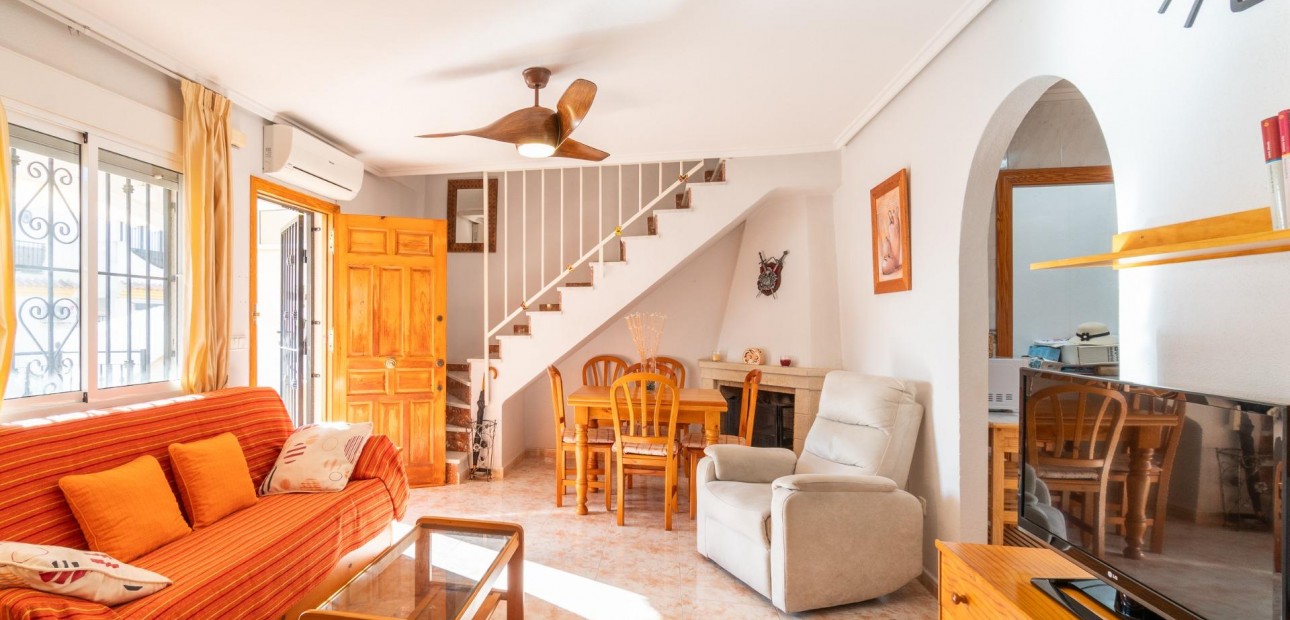 Venta - Villa -
Orihuela Costa - Playa Flamenca