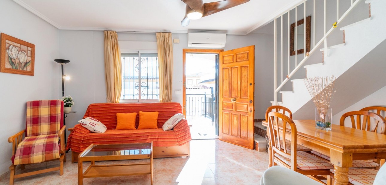 Venta - Villa -
Orihuela Costa - Playa Flamenca