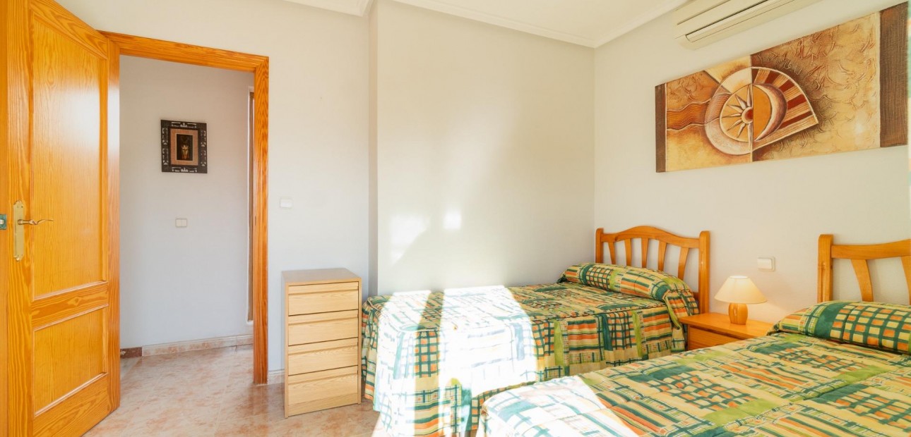 Venta - Villa -
Orihuela Costa - Playa Flamenca