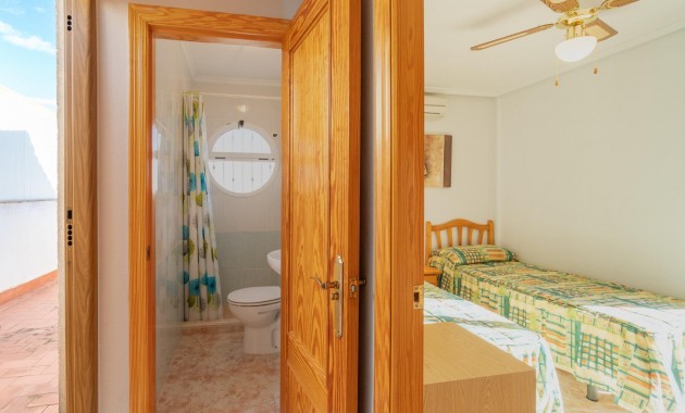 Venta - Villa -
Orihuela Costa - Playa Flamenca
