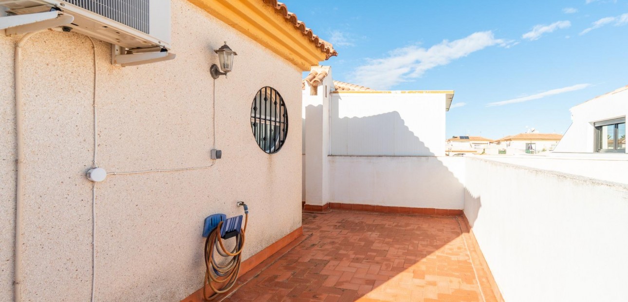 Venta - Villa -
Orihuela Costa - Playa Flamenca