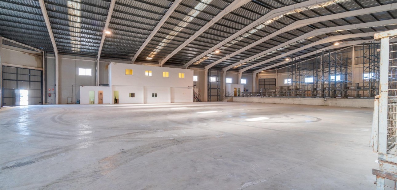 Long time Rental - Industrial unit -
Pilar de la Horadada - Polígono industrial Cañada de Práez