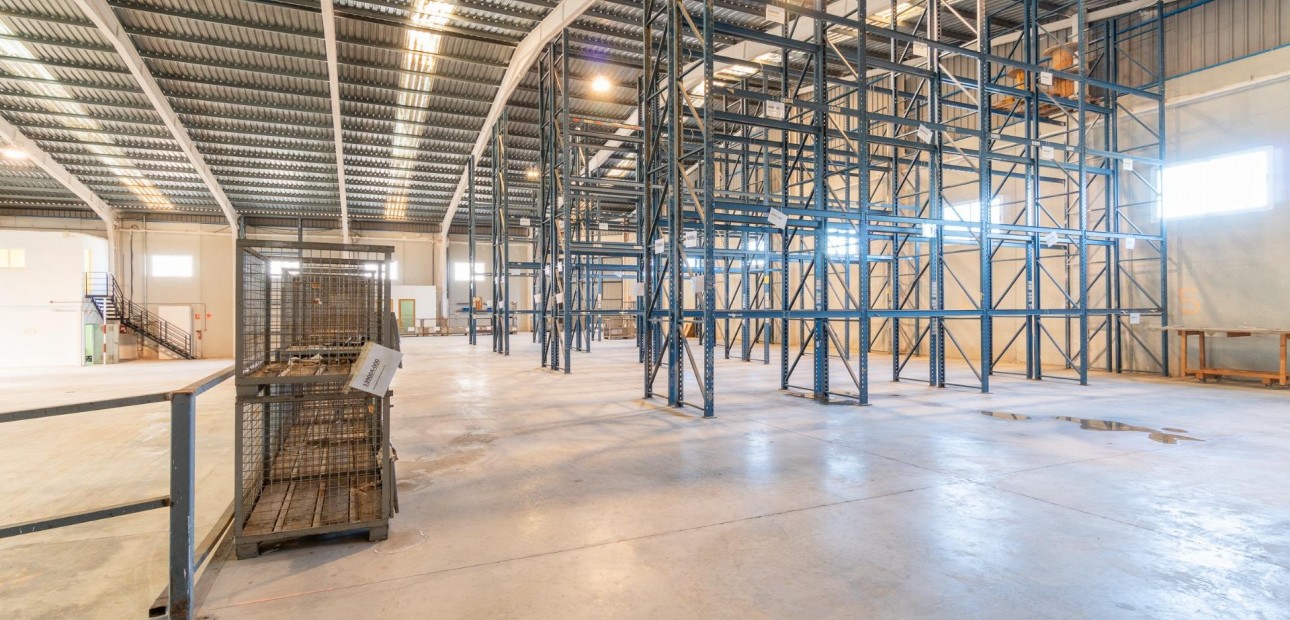 Long time Rental - Industrial unit -
Pilar de la Horadada - Polígono industrial Cañada de Práez