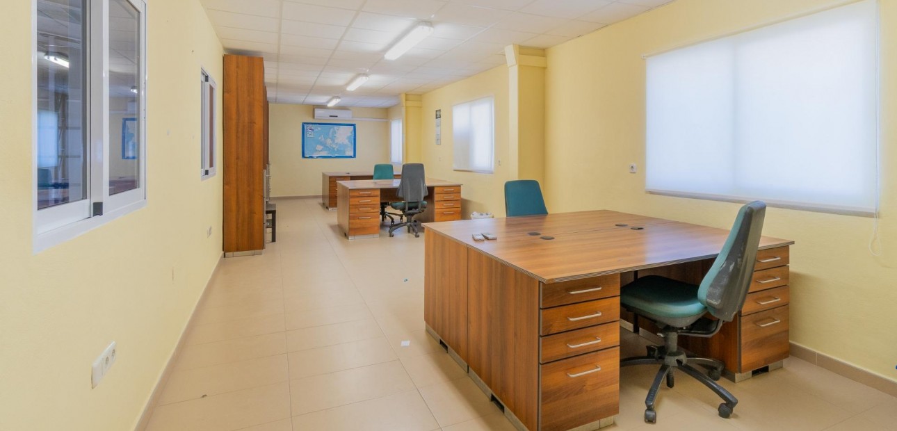 Long time Rental - Industrial unit -
Pilar de la Horadada - Polígono industrial Cañada de Práez