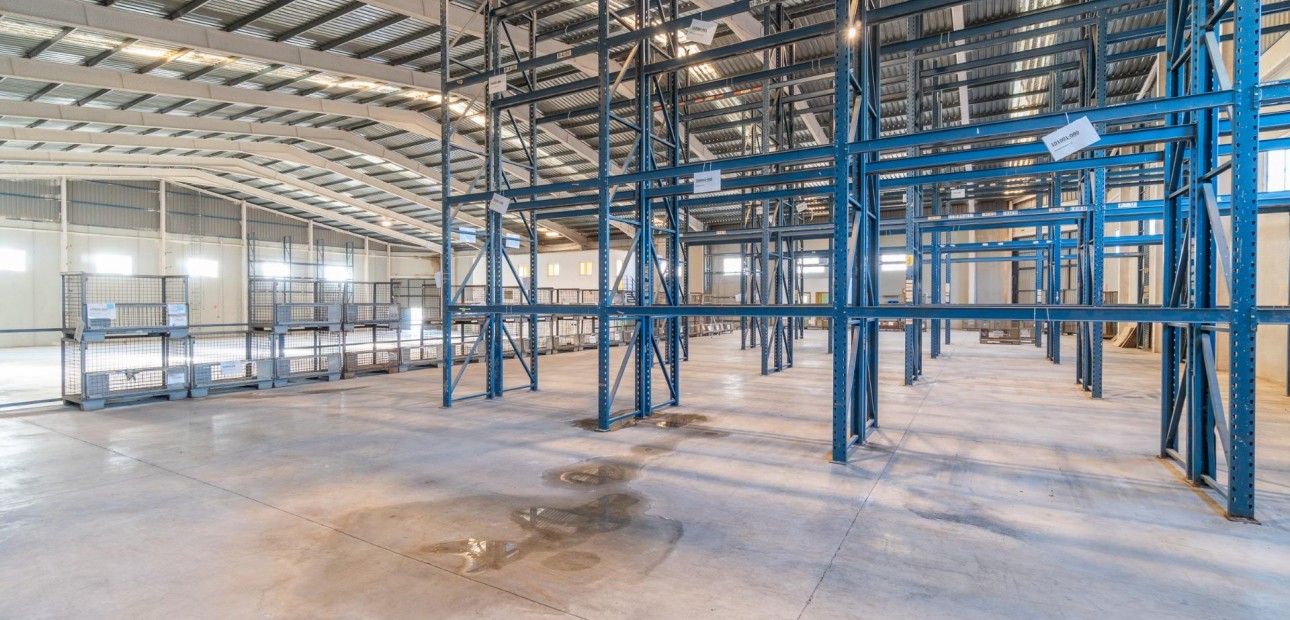 Long time Rental - Industrial unit -
Pilar de la Horadada - Polígono industrial Cañada de Práez