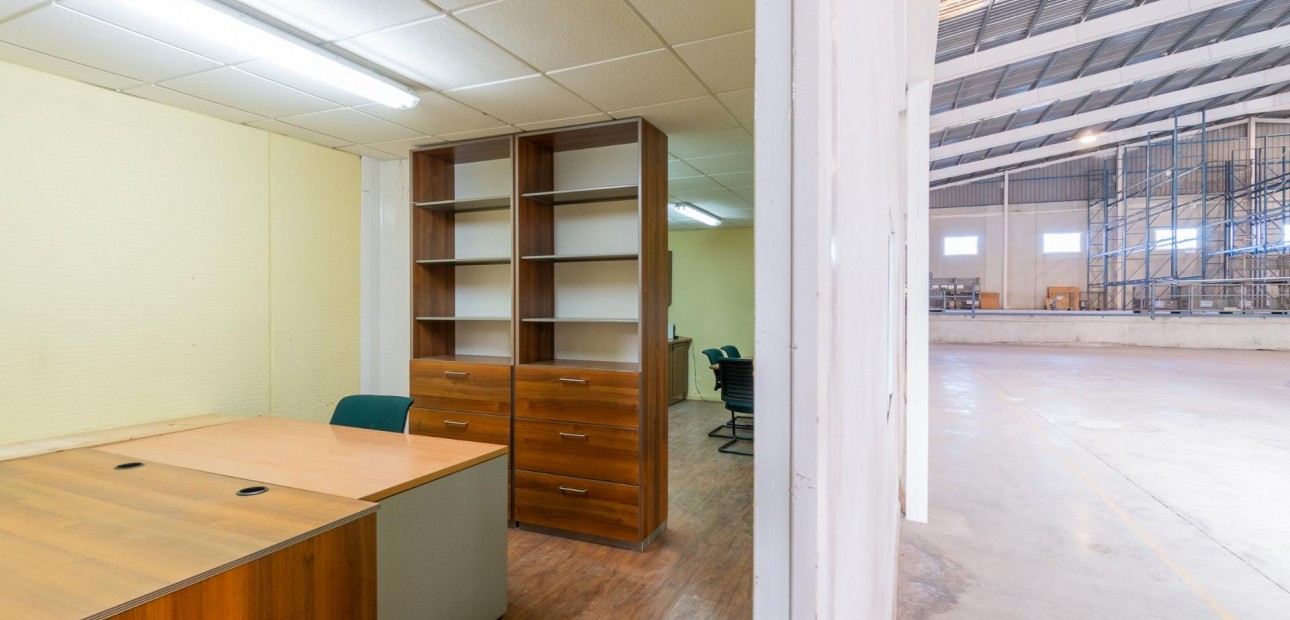 Long time Rental - Industrial unit -
Pilar de la Horadada - Polígono industrial Cañada de Práez