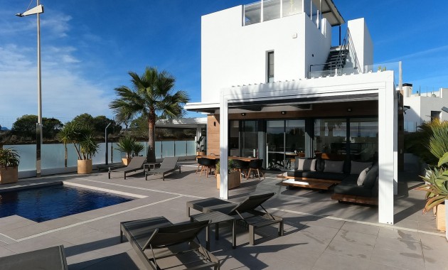 Venta - Detached Villa -
Algorfa - La Finca Golf Resort