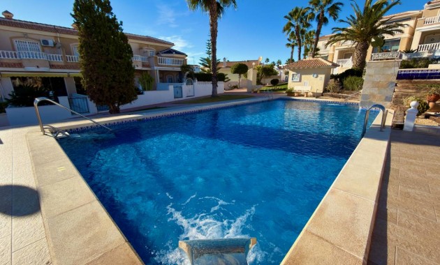 Venta - Villa -
Ciudad Quesada - La Fiesta