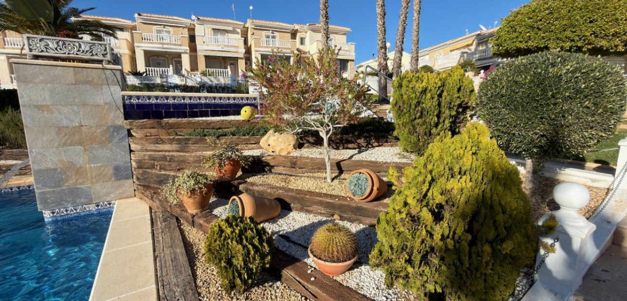 Venta - Villa -
Ciudad Quesada - La Fiesta