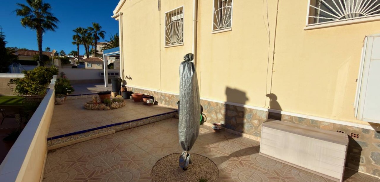 Venta - Villa -
Ciudad Quesada - La Fiesta