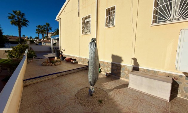 Venta - Villa -
Ciudad Quesada - La Fiesta