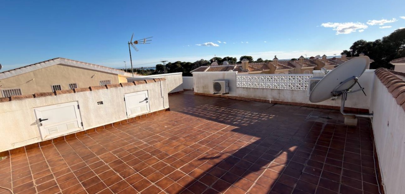 Venta - Villa -
Ciudad Quesada - La Fiesta