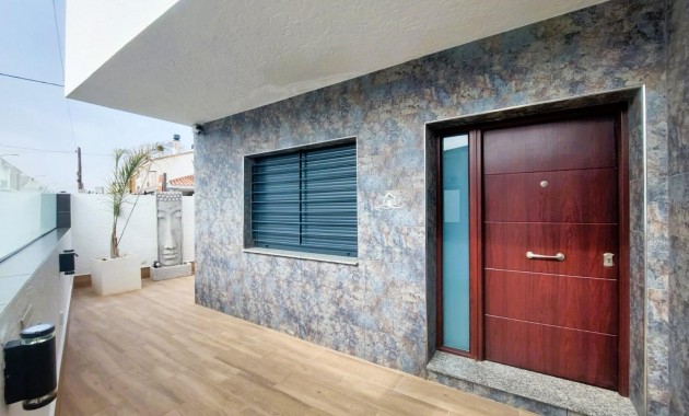 Venta - Villa -
Pilar de la Horadada - Torre de la Horadada