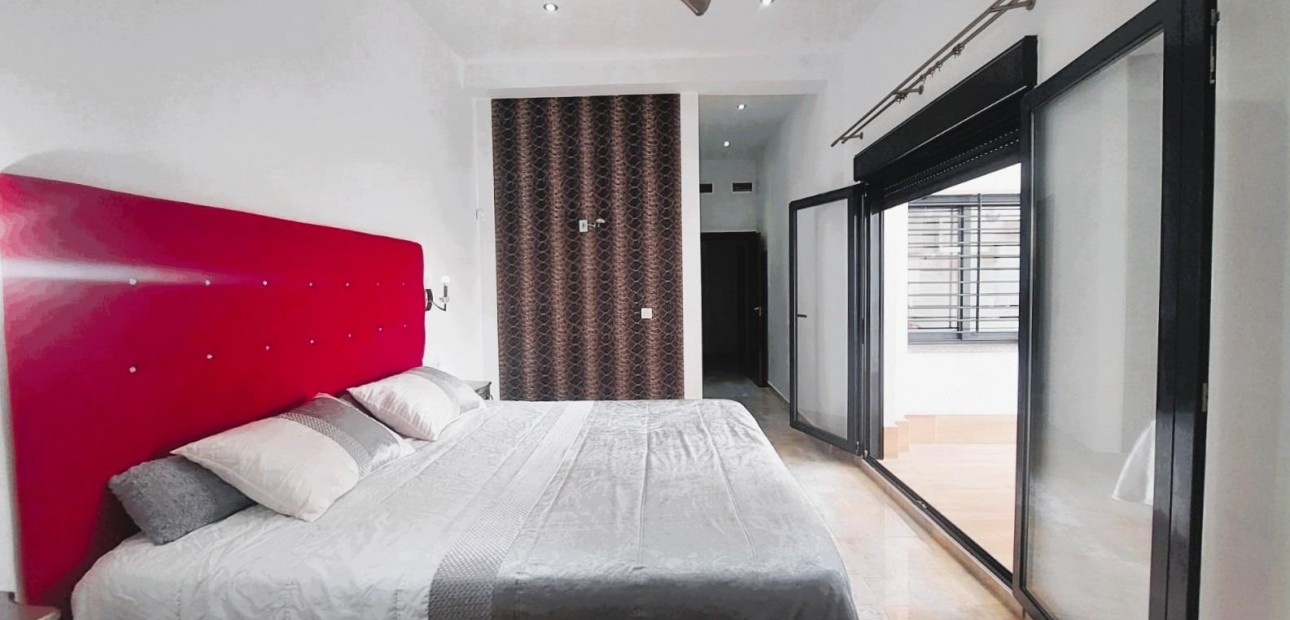 Venta - Villa -
Pilar de la Horadada - Torre de la Horadada