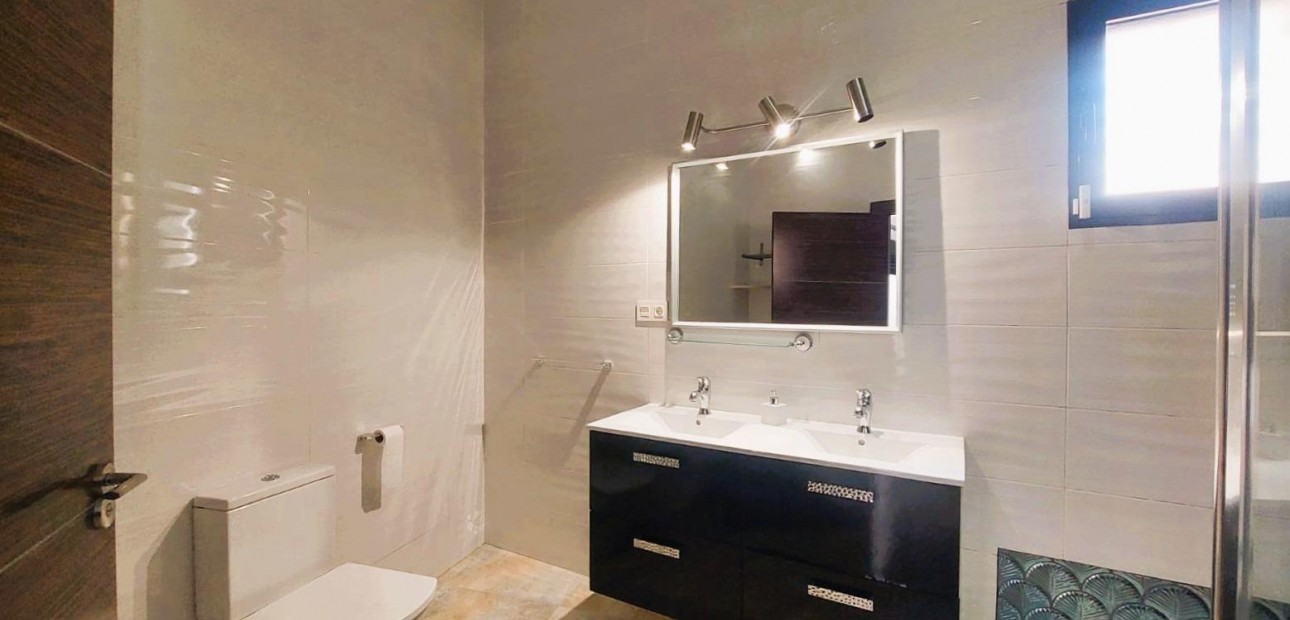 Venta - Villa -
Pilar de la Horadada - Torre de la Horadada