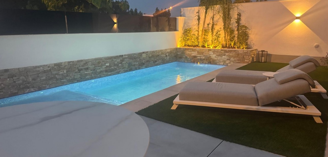 Venta - Semi Detached Villa -
Santiago de La Ribera - Santiago de La Ribera - Town