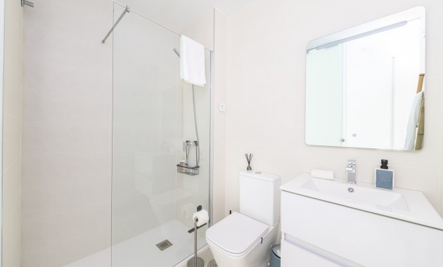 Venta - Apartamento / piso -
Pilar de la Horadada