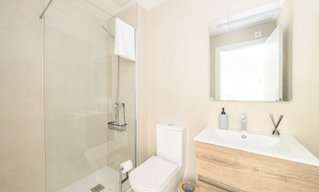 Venta - Apartamento / piso -
Pilar de la Horadada