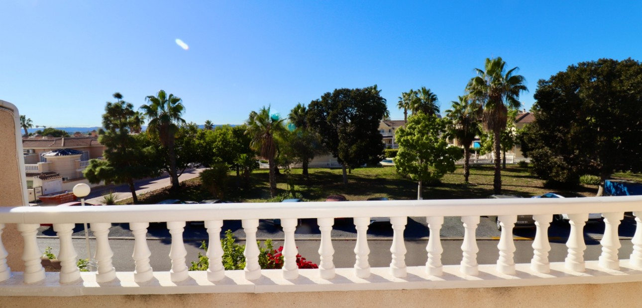 Venta - Town house -
Ciudad Quesada - Doña Pepa