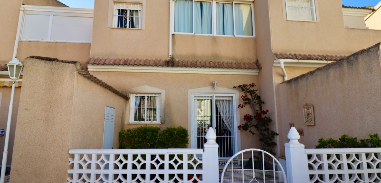 Venta - Town house -
Ciudad Quesada - Doña Pepa